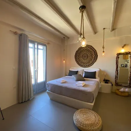 Ampelos Naxos City