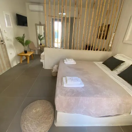 Ampelos * Naxos City