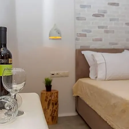 Ampelos Appartement *
